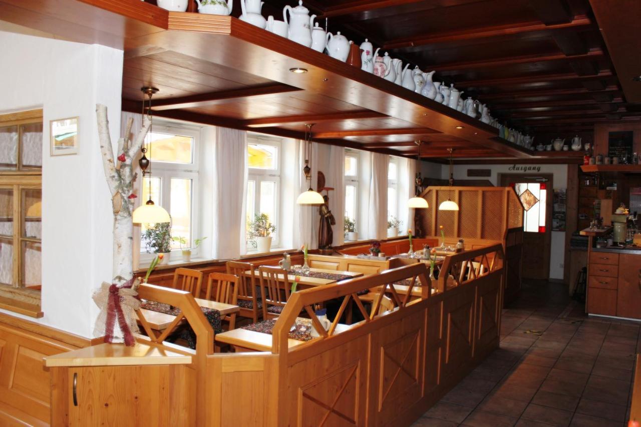 Landhotel Zum Boehm Рот Экстерьер фото